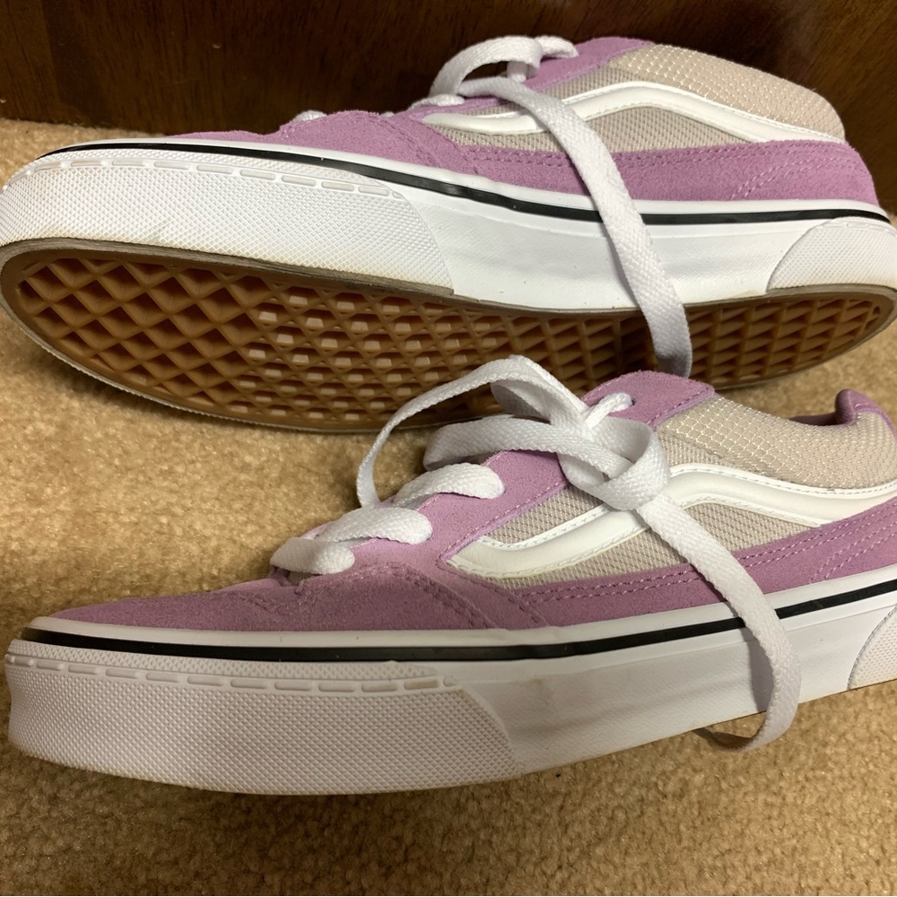 Vans Pink/Lavender and White Women's Sneakers - Picture 4 of 13